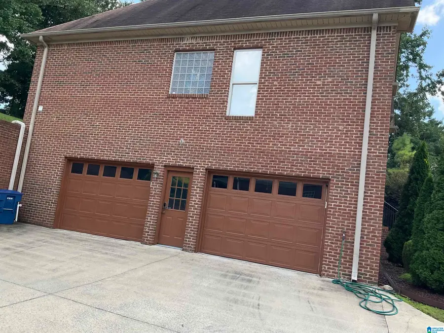 511 WILLOW LANE, Trussville, AL 35173 - #2