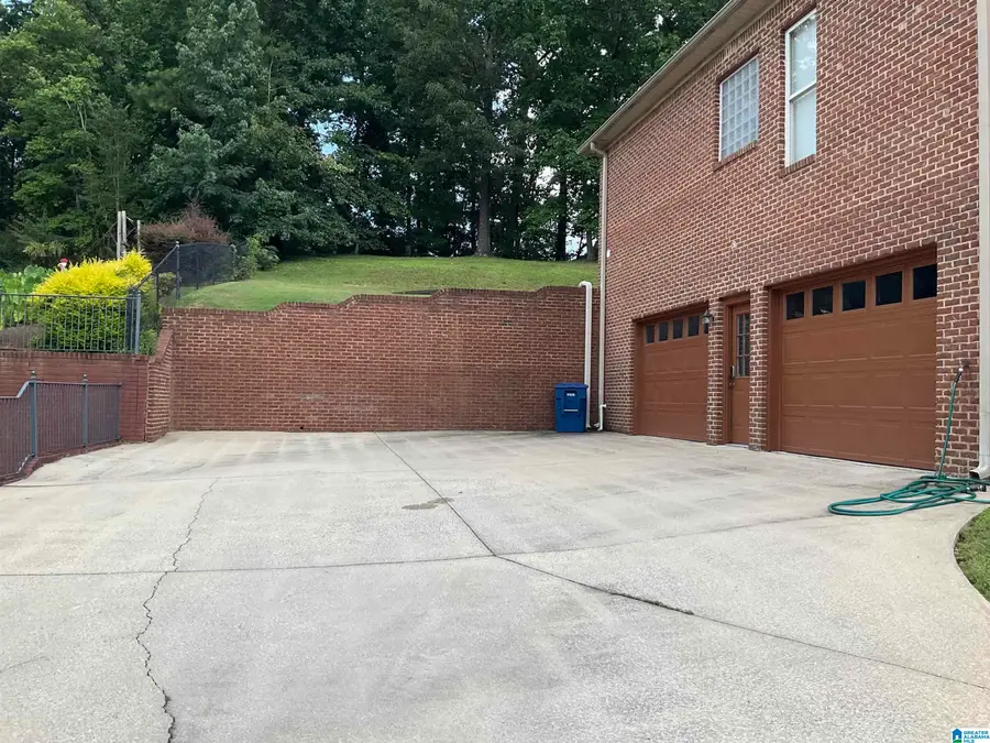 511 WILLOW LANE, Trussville, AL 35173 - #3