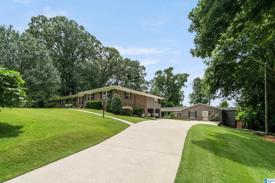 2494 DOLLY RIDGE TRAIL, Vestavia Hills, AL 35243 - #3