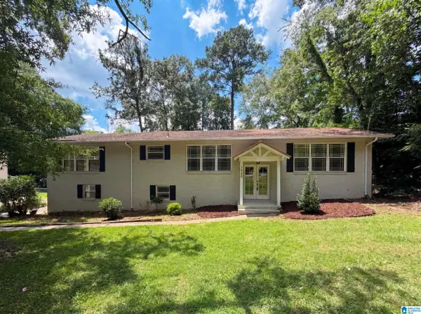 1909 WISTERWOOD DRIVE, Hoover, AL 35226