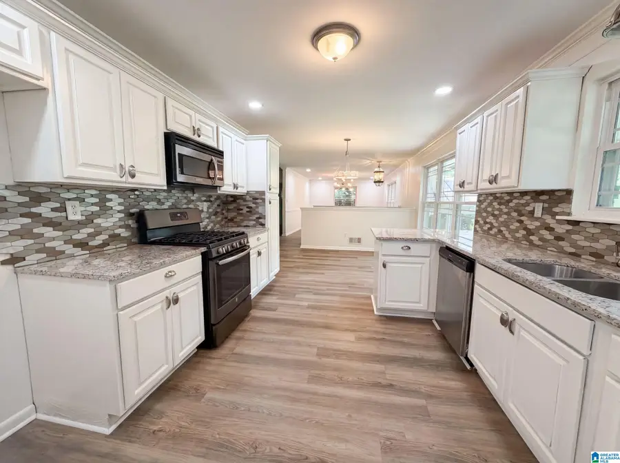 1909 WISTERWOOD DRIVE, Hoover, AL 35226 - #2
