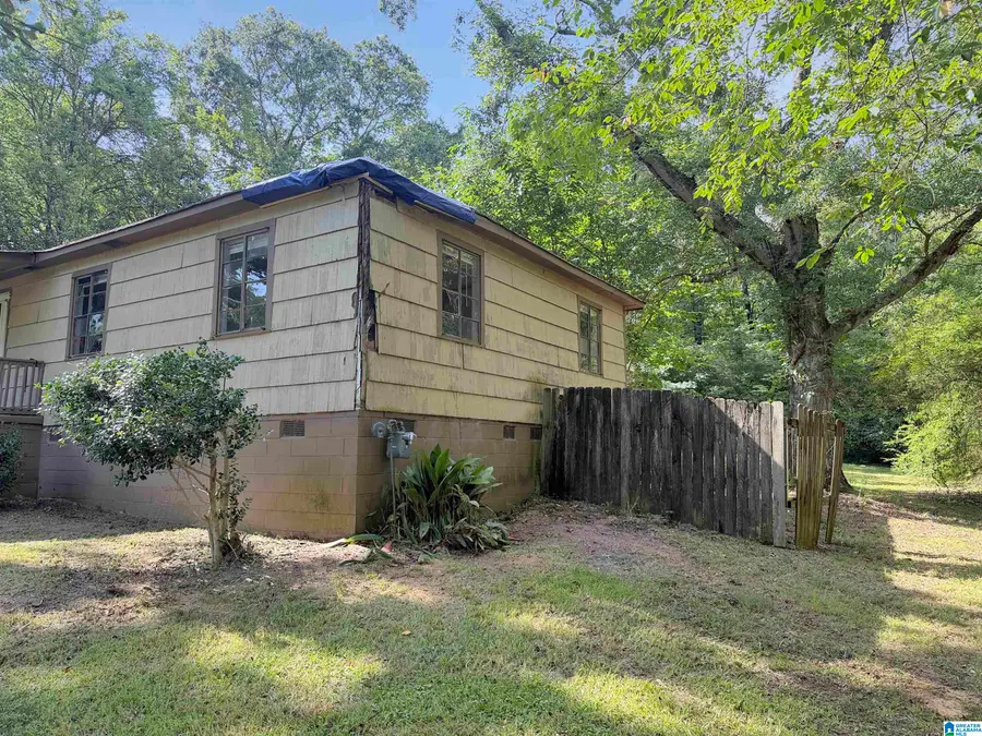 700 22ND TERRACE NE, Center Point, AL 35215 - #2