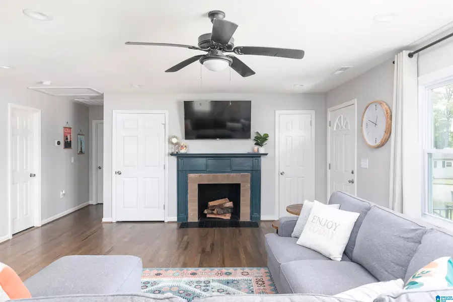 8821 PARKWAY EAST, Birmingham, AL 35206 - #3