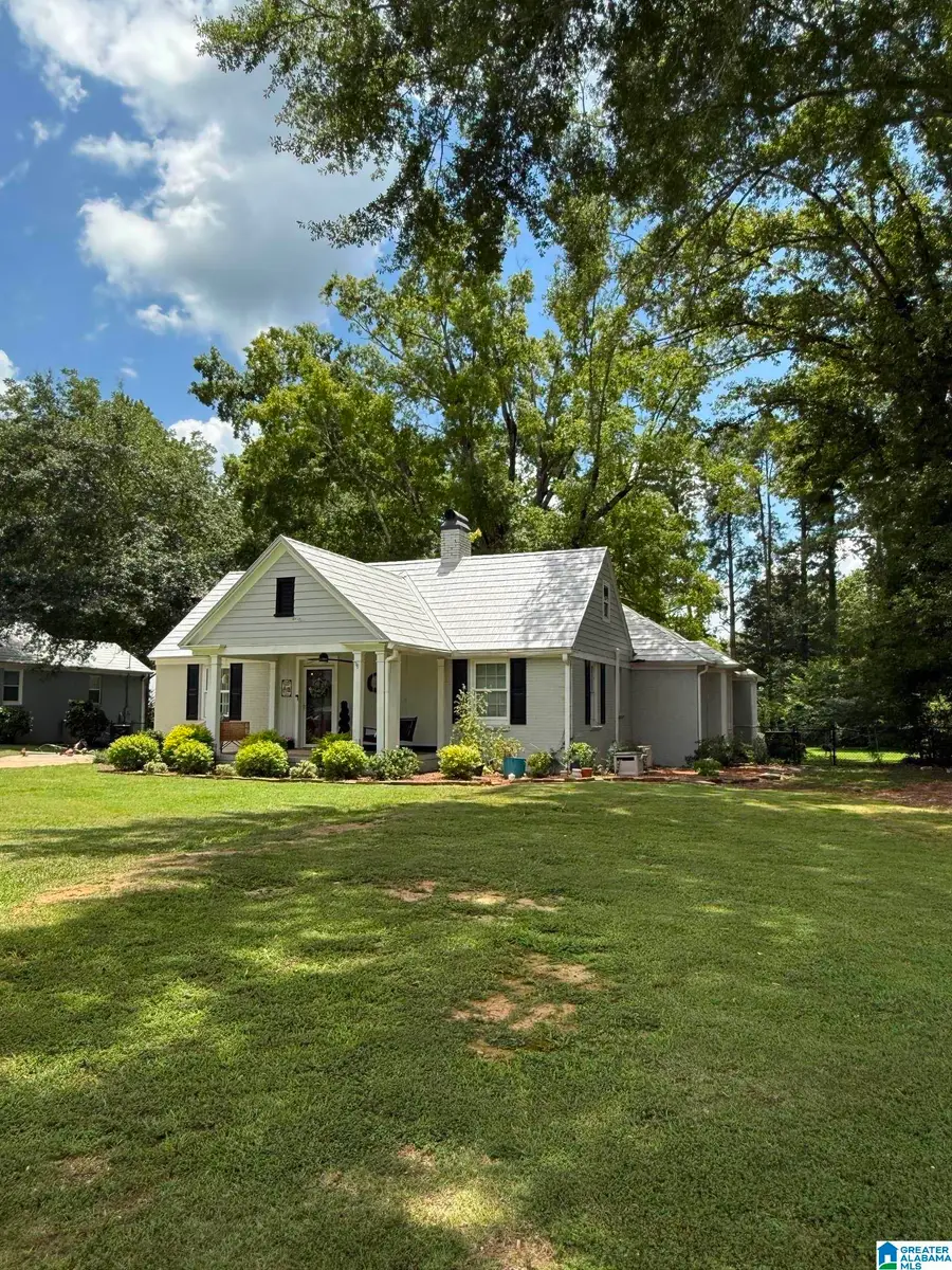105 LAKE STREET, Trussville, AL 35173 - #2