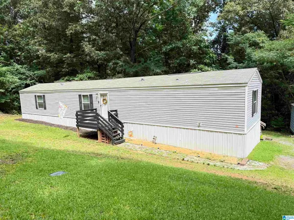 678 INTHAWOODS CIRCLE, Trussville, AL 35173
