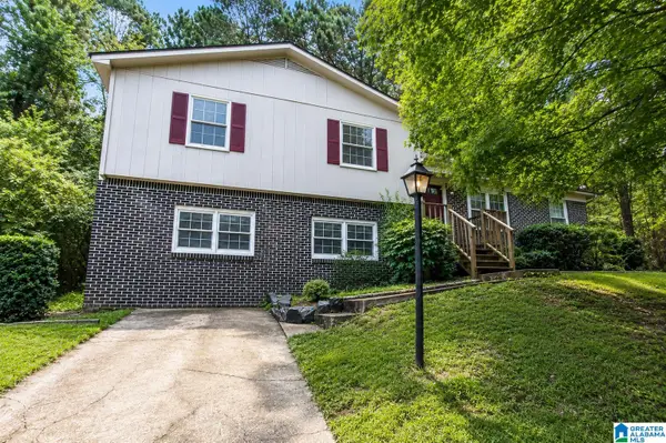 513 15TH AVENUE NW, Center point, AL 35215