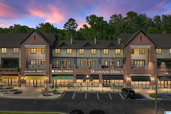 2910 CAHABA VILLAGE PLACE, Mountain brook, AL 35243