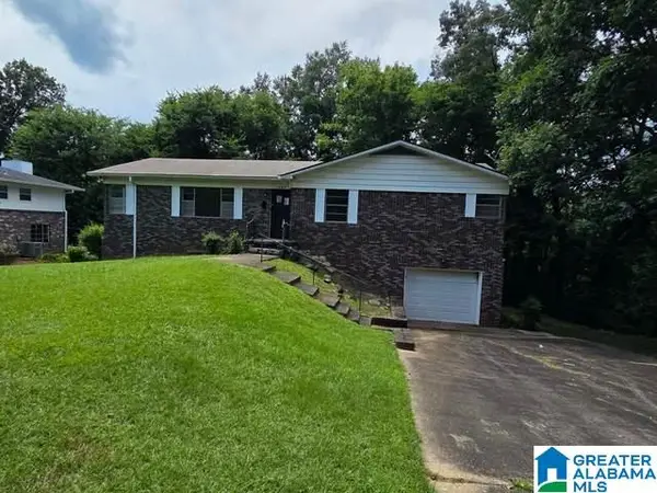 1604 5TH STREET, Center point, AL 35215