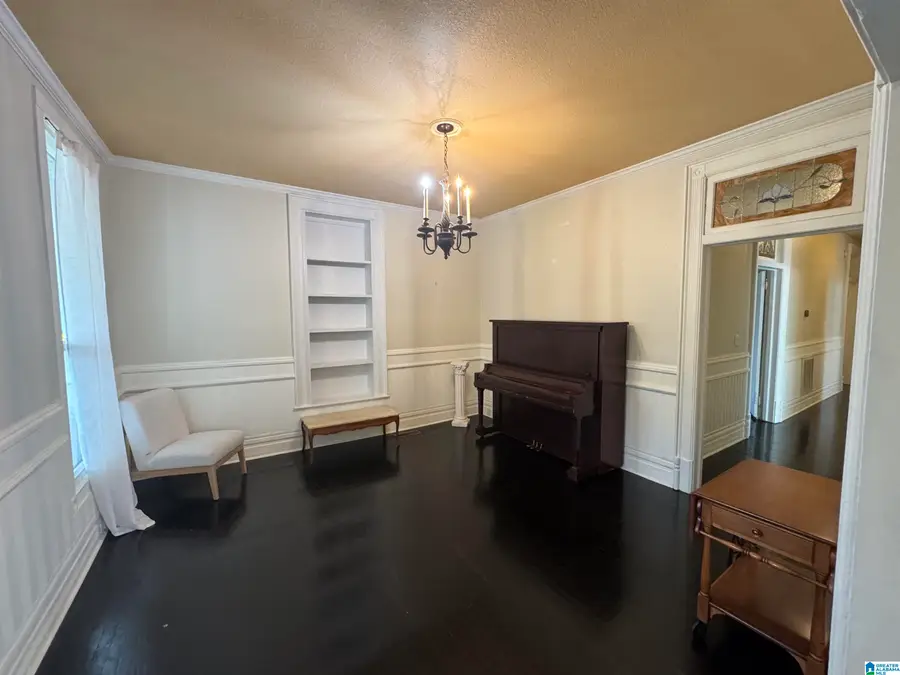 200 W OAK STREET, Oxford, AL 36203 - #2