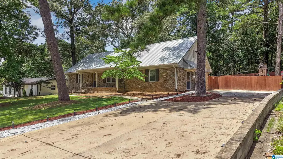 2028 WEEPING WILLOW LANE, Hoover, AL 35216 - #3
