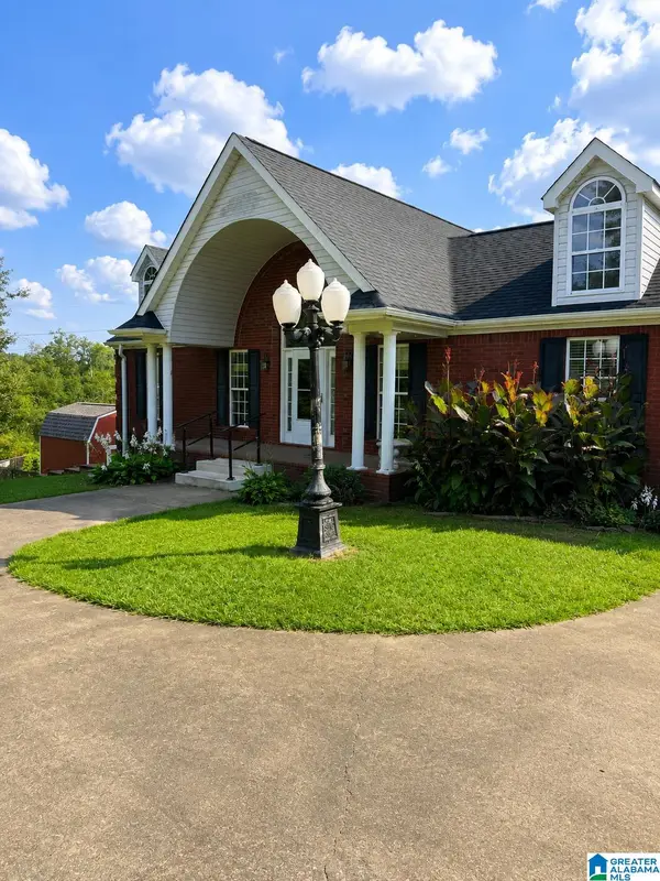 241 COUNTY ROAD 11, Hamilton, AL 35570