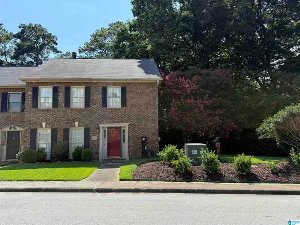 1940 MOUNTAIN LAUREL LANE, Hoover, AL 35244
