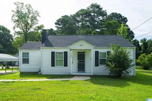 2001 REED ROAD NE, Center point, AL 35215