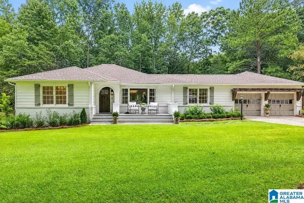 2536 MOUNTAIN WOODS DRIVE, Vestavia hills, AL 35216