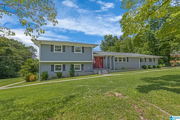 1820 BETHANY LANE NW, Huntsville, AL 35806