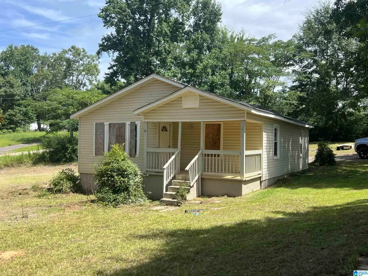 900 COUNTY ROAD 130, Jemison, AL 35085 - #1