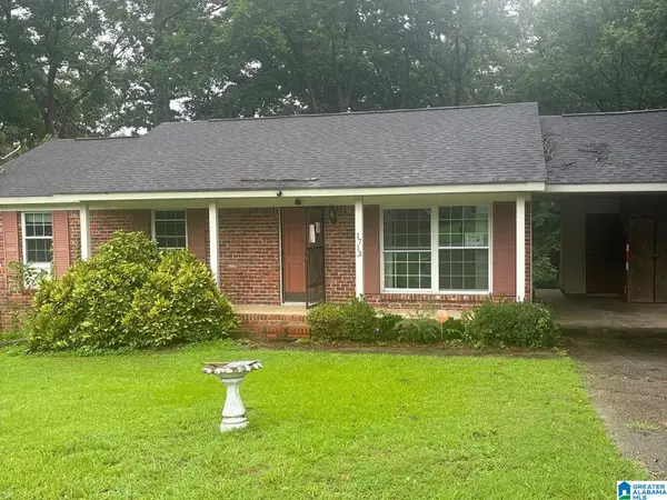 1713 5TH PLACE NW, Center point, AL 35215