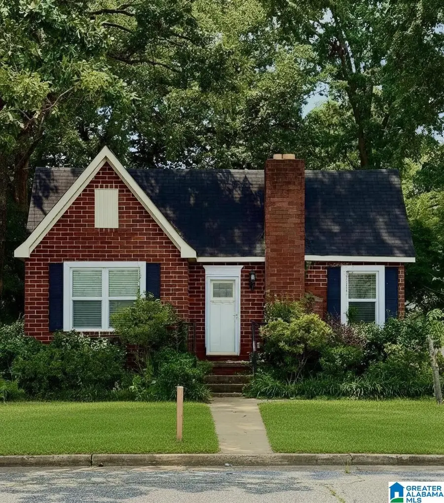 9 NORTH HIGHTOWER AVENUE, Sylacauga, AL 35150 - #2