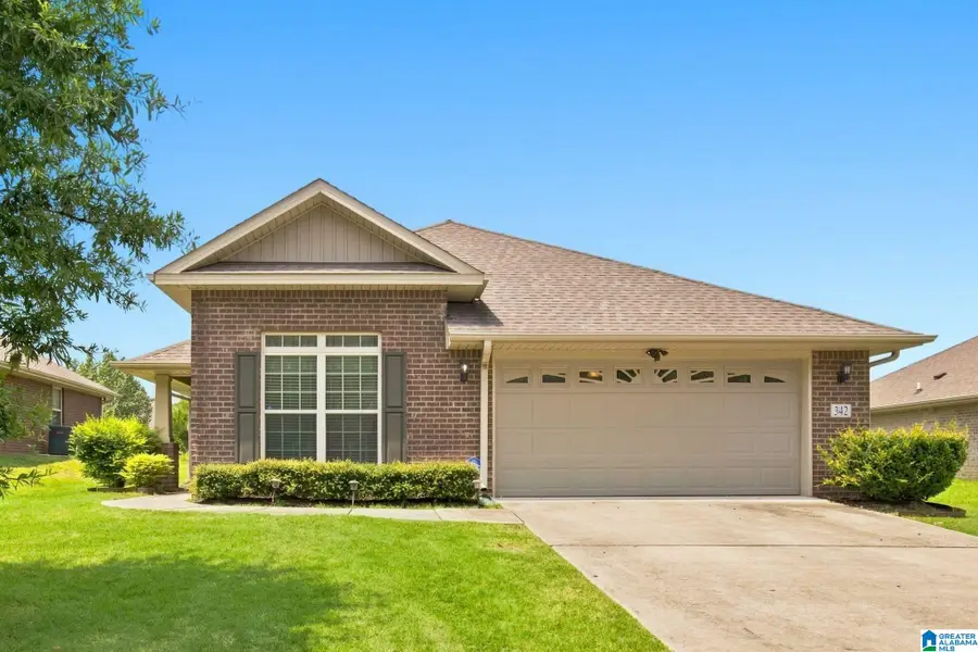 342 IVY HILLS CIRCLE, Calera, AL 35040 - #2