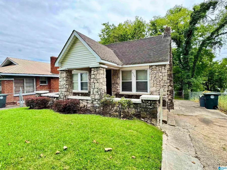 2725 17TH AVENUE N, Birmingham, AL 35234 - #2