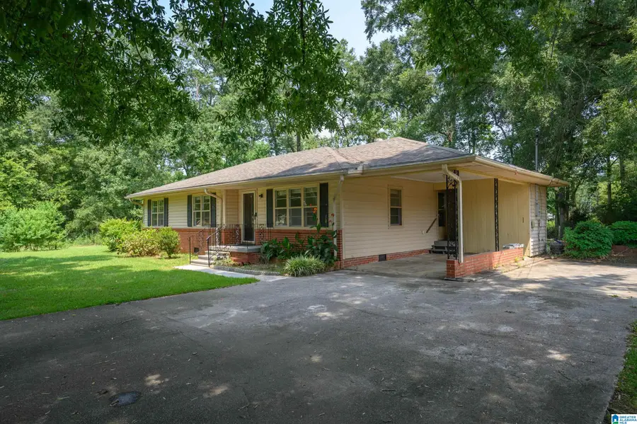 141 DUNWAR DRIVE, Calera, AL 35040 - #2