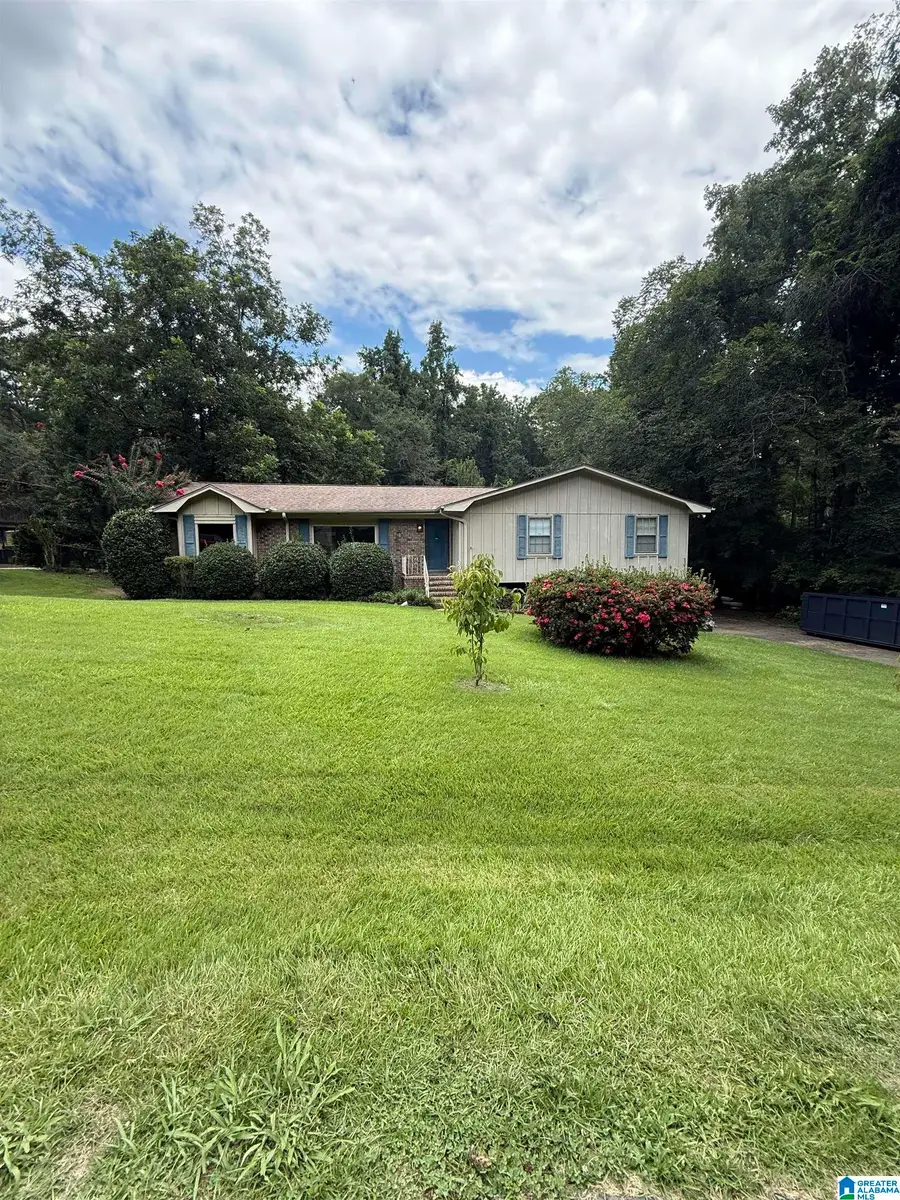 204 LAUREL DRIVE, Gardendale, AL 35071 - #2