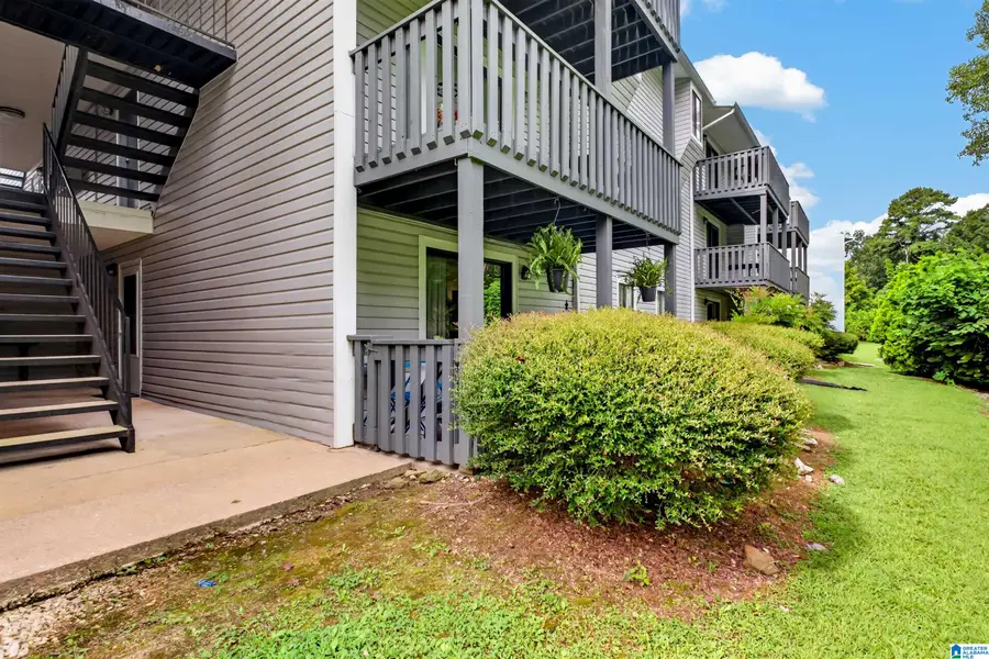 312 WOODLAND VILLAGE, Homewood, AL 35216 - #3