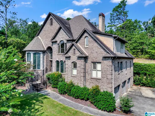 536 N LAKE COVE CIRCLE, Hoover, AL 35242