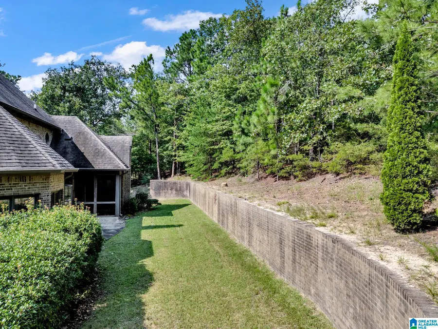 536 N LAKE COVE CIRCLE, Hoover, AL 35242 - #3
