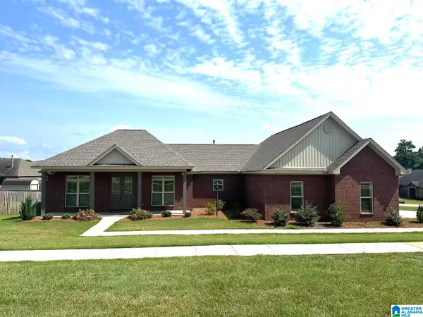 215 VILLAGE TRAIL, Wetumpka, AL 36093
