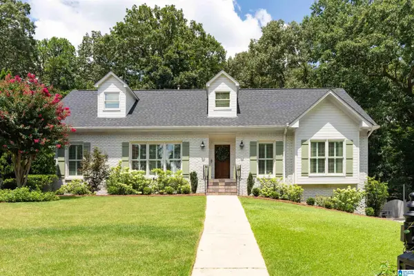 3344 CASTLE CREST DRIVE, Vestavia hills, AL 35216