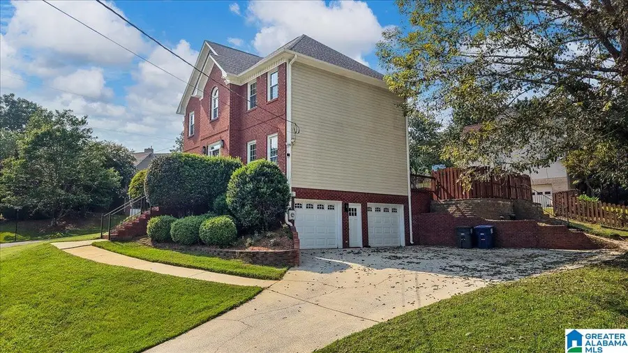2075 CROSSCREST DRIVE, Hoover, AL 35244 - #2