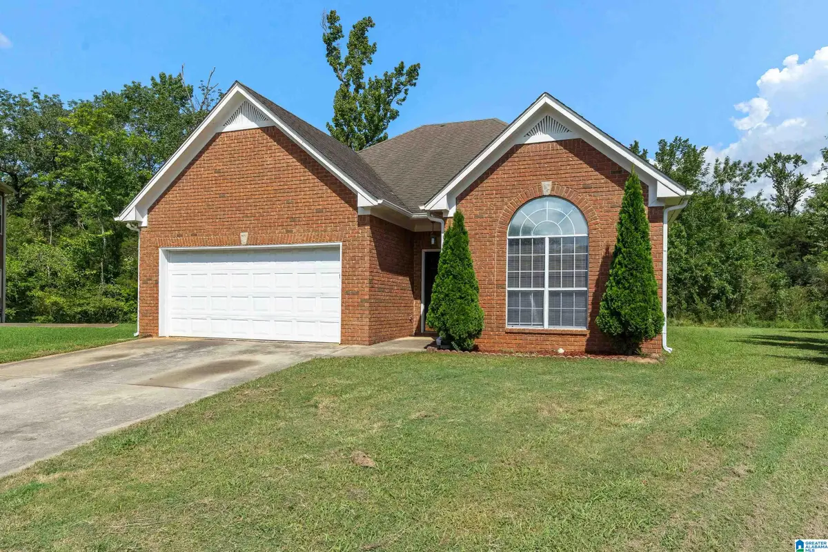 1512 AMBERLEY WOODS CIRCLE, Helena, AL 35080 - #1