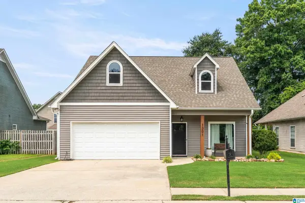 1301 AMBERLEY WOODS DRIVE, Helena, AL 35080