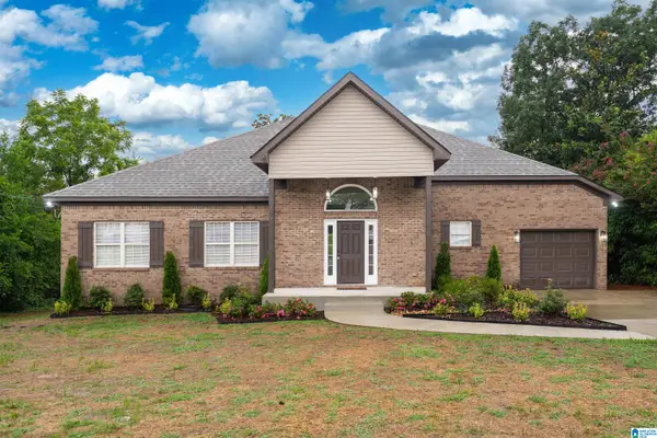 2808 8TH STREET NE, Center point, AL 35215