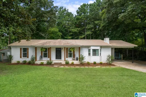 100 HELMS DRIVE, Chelsea, AL 35043