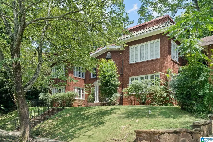1329 33RD STREET S, Birmingham, AL 35205 - #2