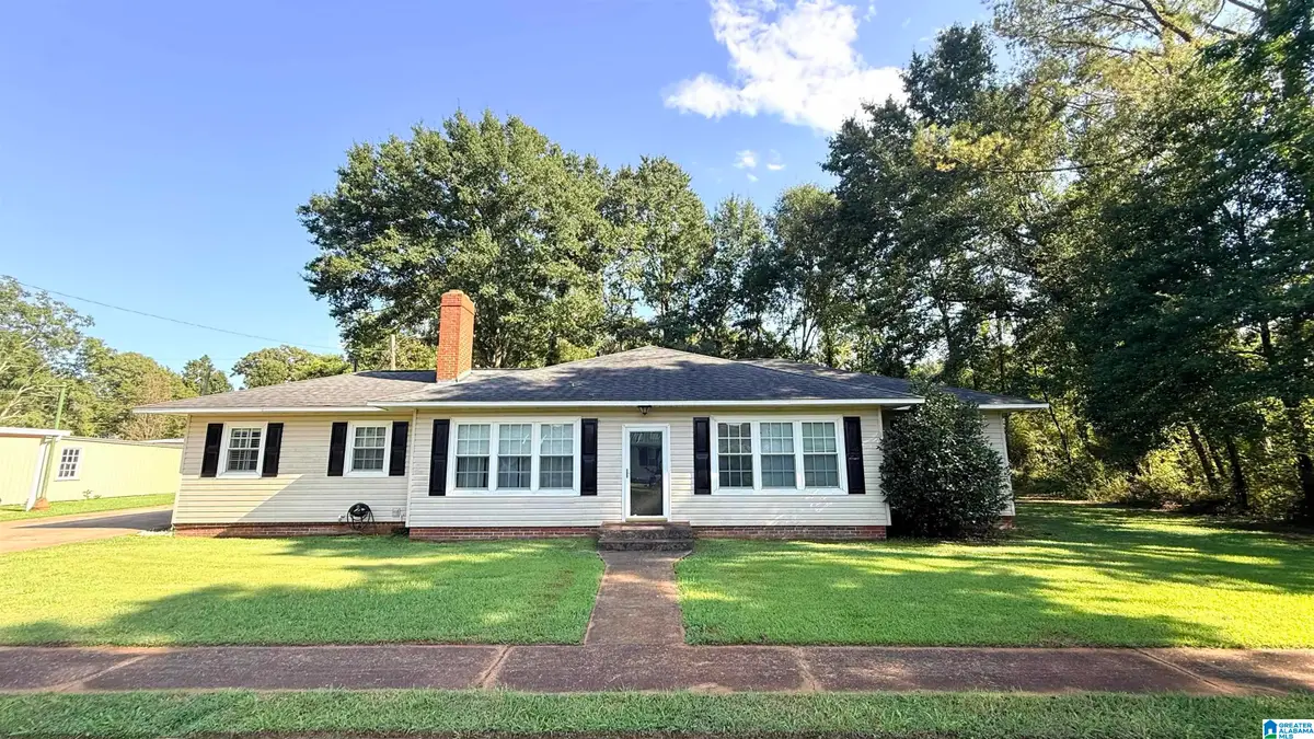 306 W ROBERTS AVENUE, Talladega, AL 35160 - #1