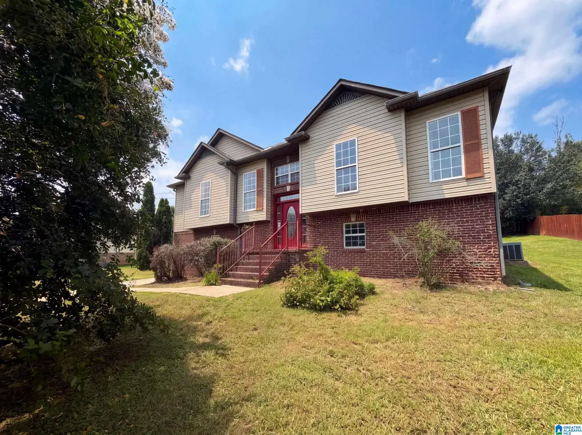 655 S HILLCREST ROAD, Odenville, AL 35120 - #1