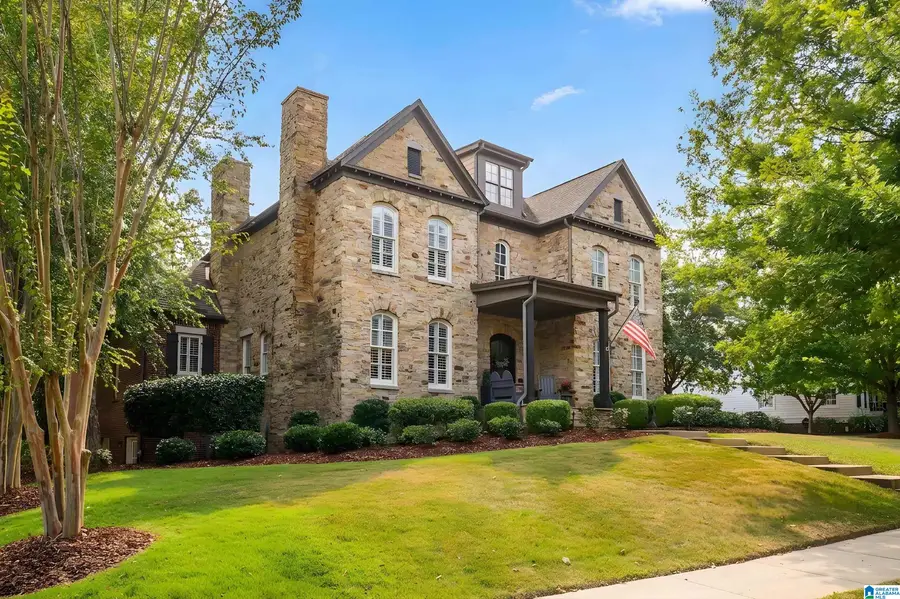 628 FOUNDERS PARK DRIVE W, Hoover, AL 35226 - #2