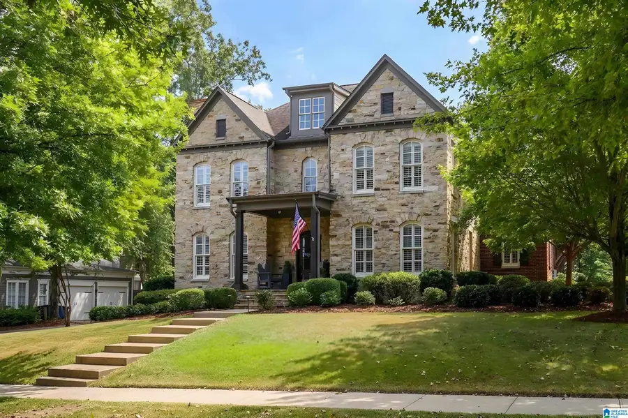 628 FOUNDERS PARK DRIVE W, Hoover, AL 35226 - #3