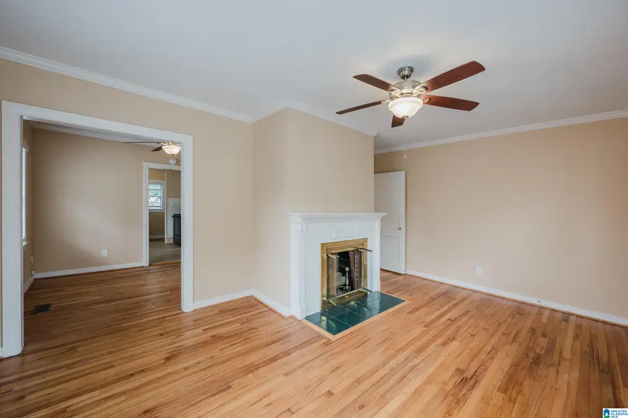 732 CENTER PLACE SW, Birmingham, AL 35211 - #3