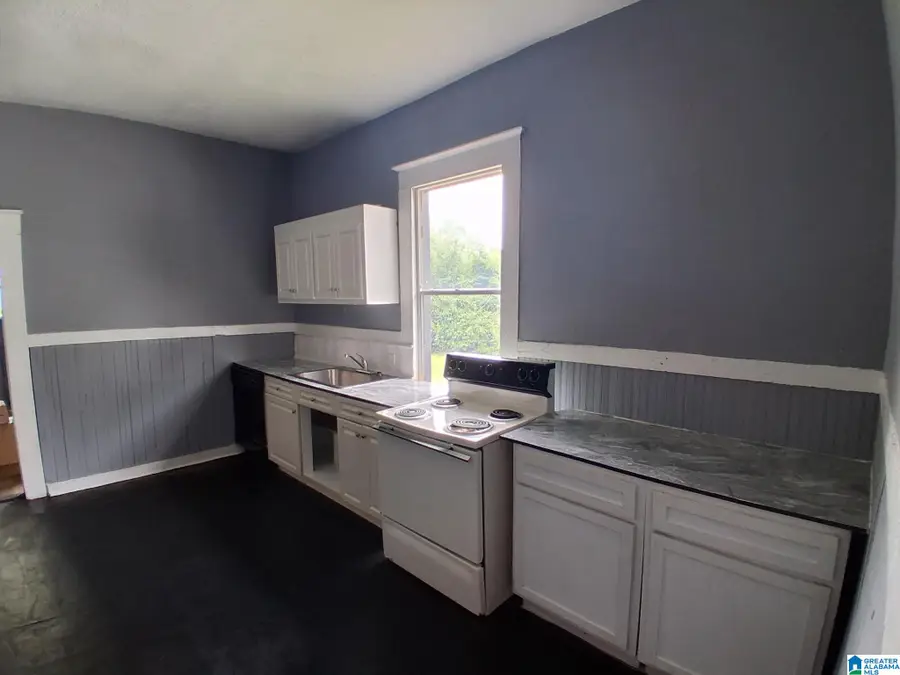1510 AVENUE G, Birmingham, AL 35218 - #3