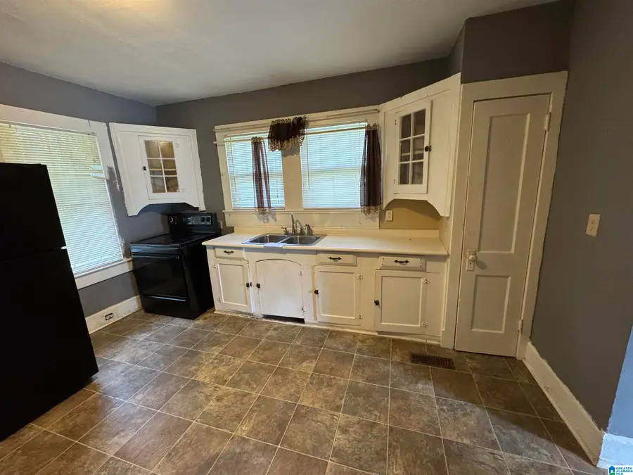 4800 AVENUE O, Birmingham, AL 35208 - #3