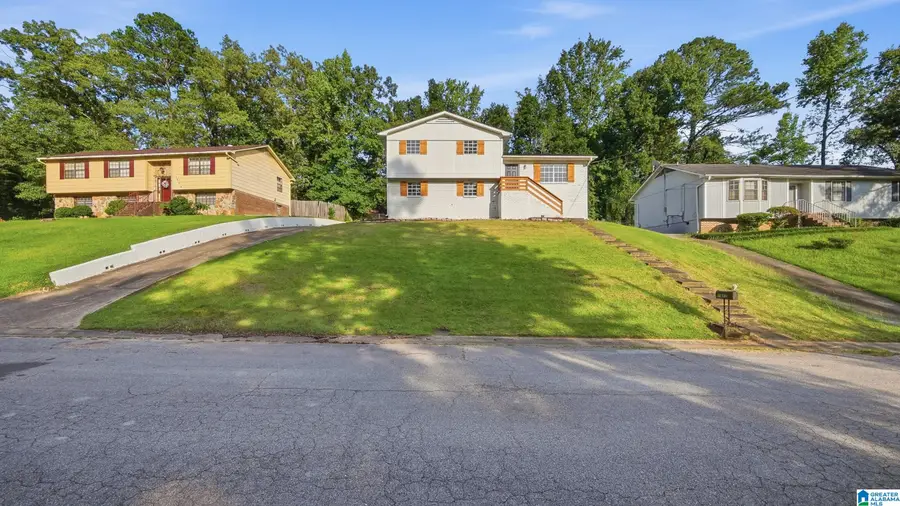 1415 CREEKWOOD CIRCLE, Birmingham, AL 35235 - #2