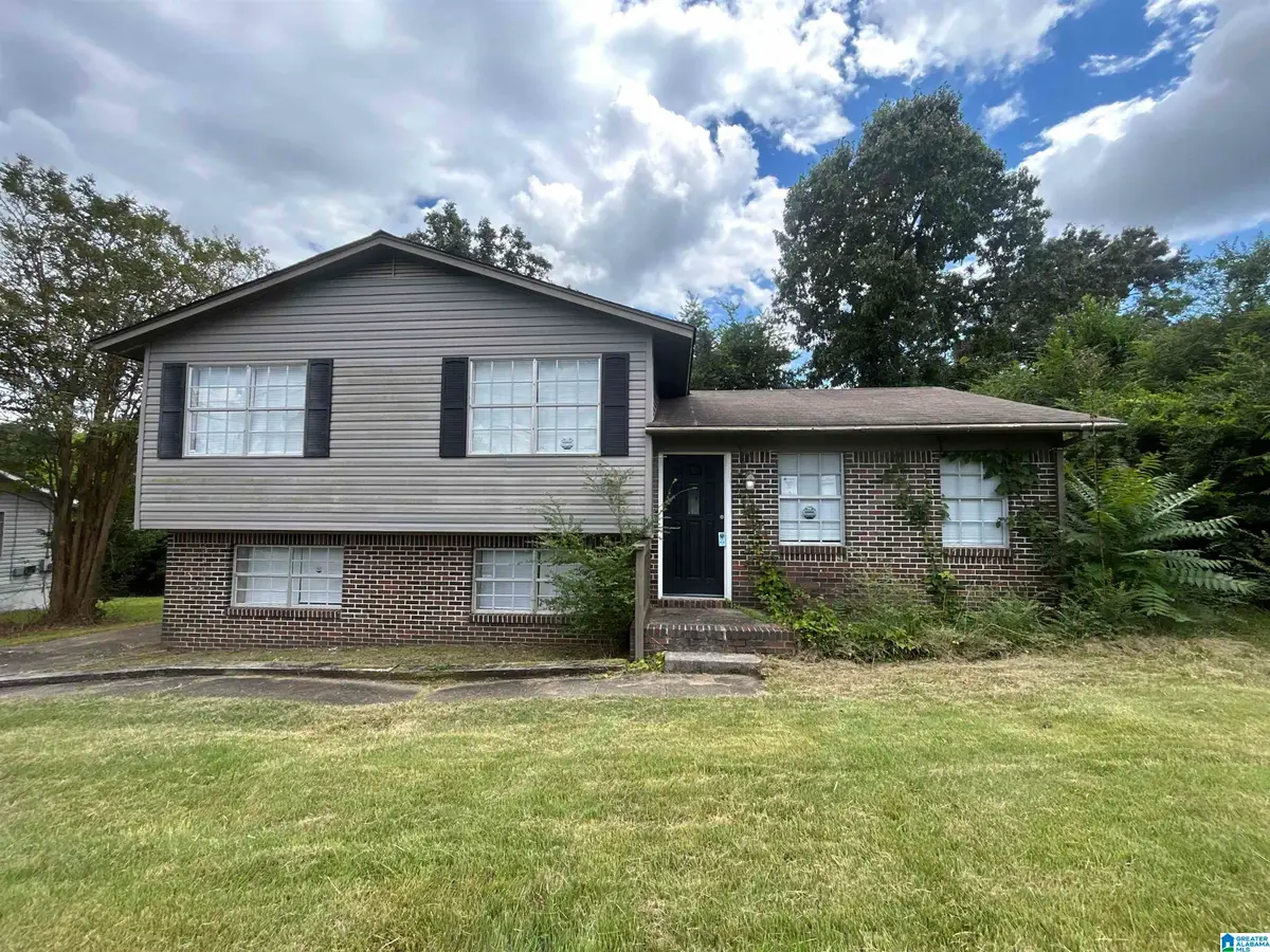 823 COUNTRY VIEW DRIVE NE, Center Point, AL 35215 - #1