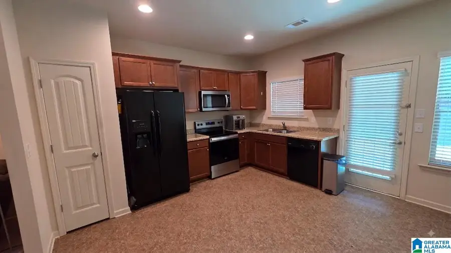 2136 GREENDALE CIRCLE, Birmingham, AL 35215 - #3