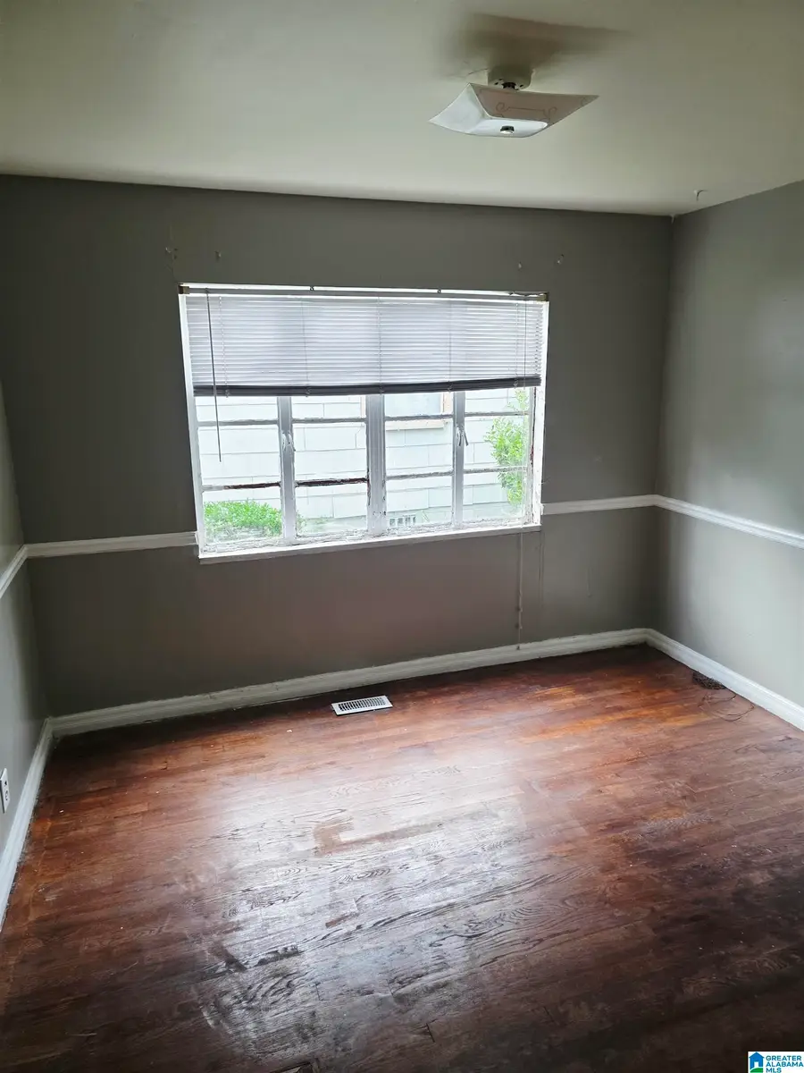 5513 AVENUE P, Birmingham, AL 35208 - #3