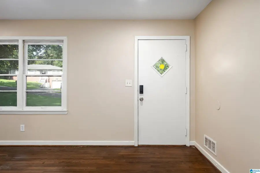 2613 5TH STREET NW, Center Point, AL 35215 - #2