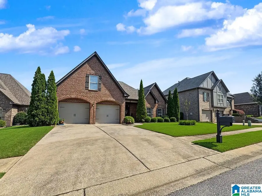 206 KENNISTON DALE, Pelham, AL 35124 - #3